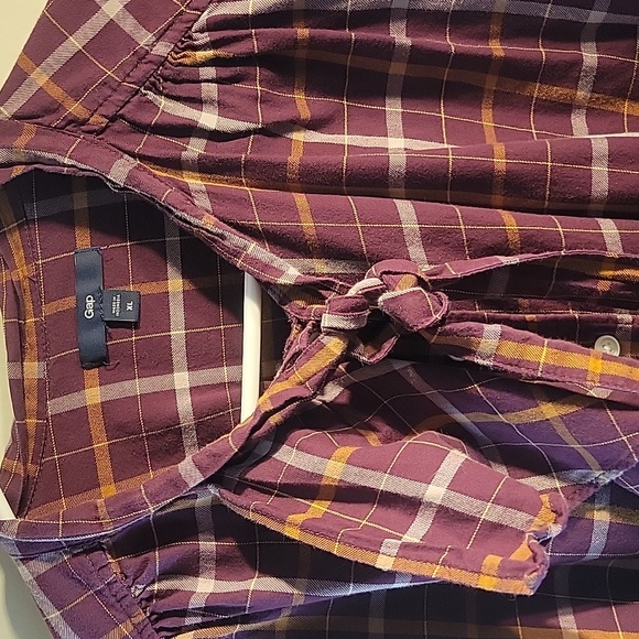 Ruffle down plaid shirt - Picture 2 of 3